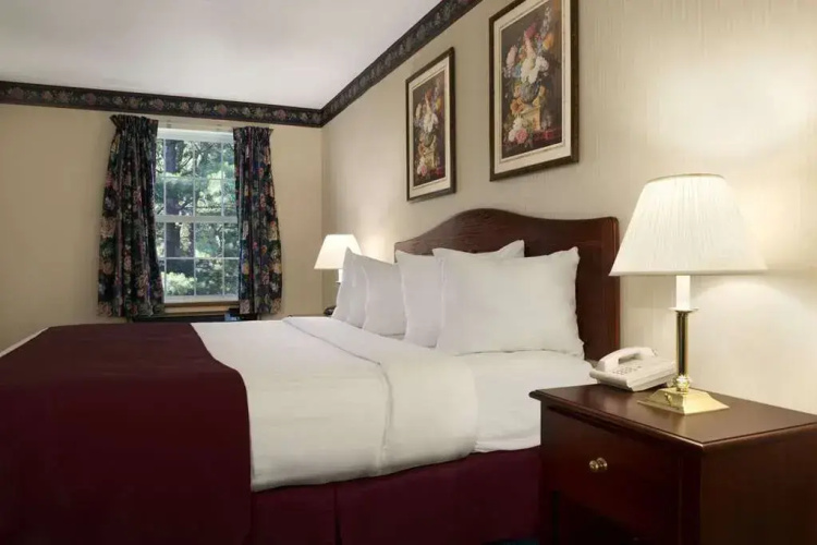Days Inn Grayling