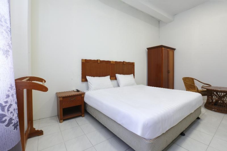 Quadruple Suite