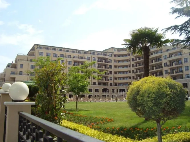 Deluxe Apartment with balcony