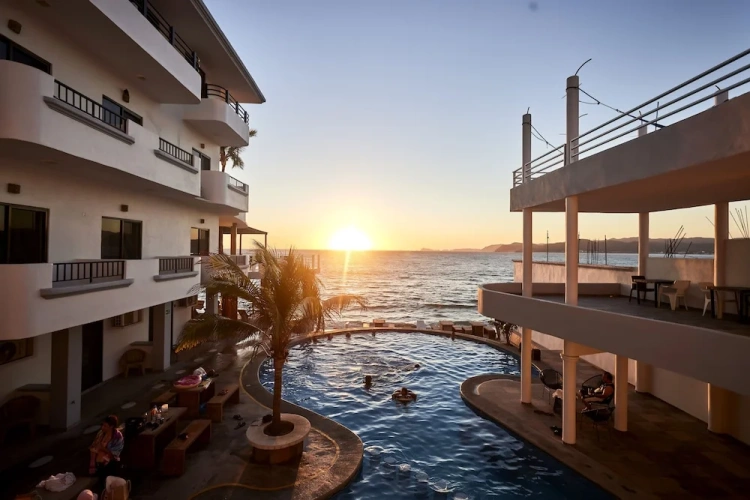 Standard Double Club room with balcony