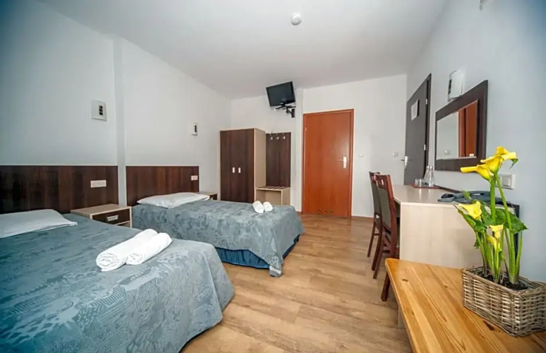 Hotel Ada