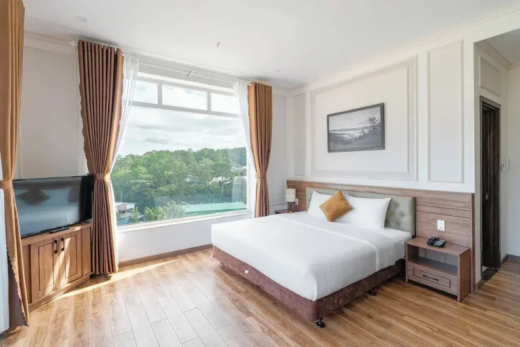 Pine View Hotel Dalat
