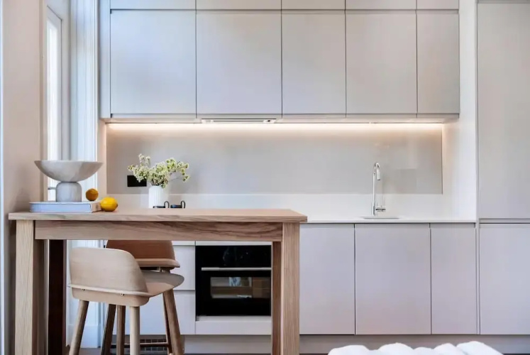 Stunning Studio Apartment, Moments From Earls Court Station