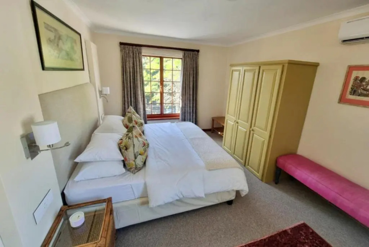 5 Seasons Guesthouse