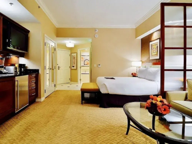 Abz Signature Suites