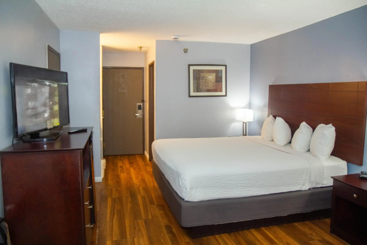 Baymont by Wyndham Delaware