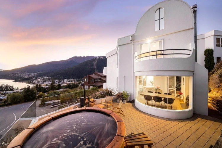 Deluxe Villa