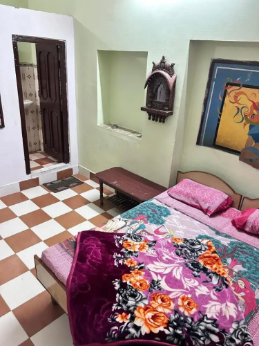 Priya Guest House