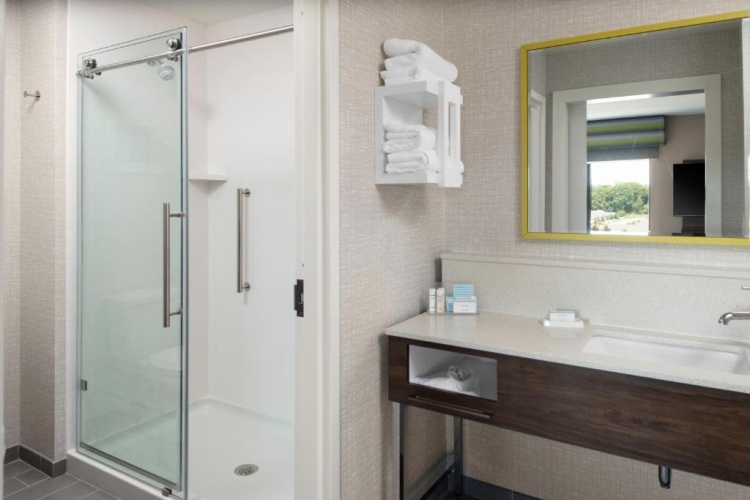 Quadruple Suite