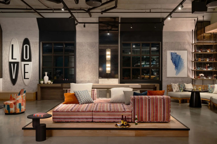 Moxy St. Petersburg Downtown - Pinellas Park, FL