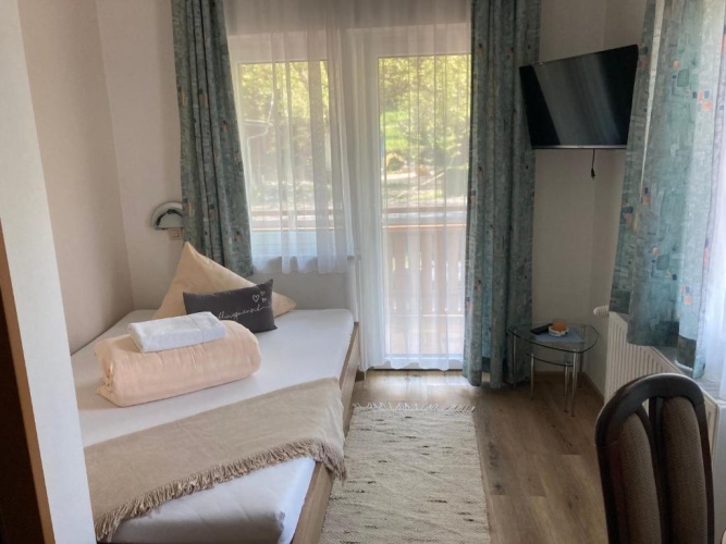 Standard Single room with balcony