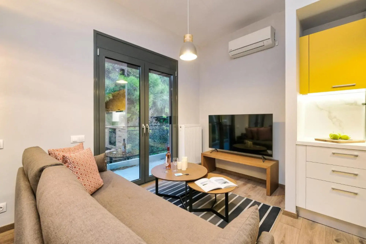 Strefi Hill Suites