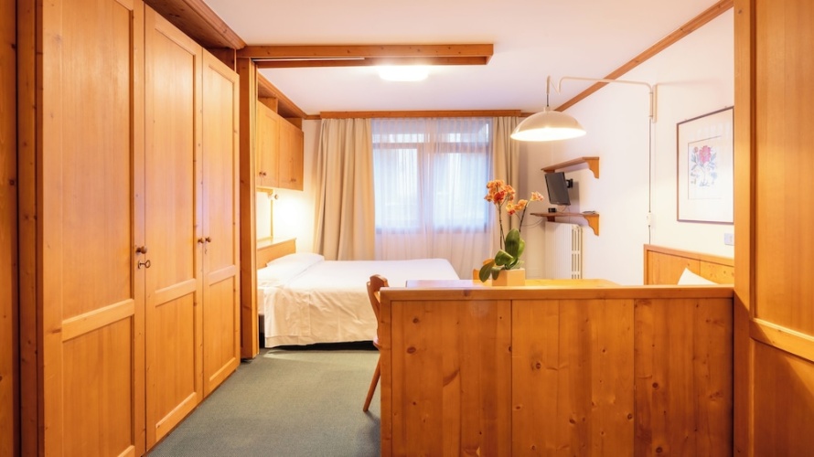 Economy Quadruple room with balcony
