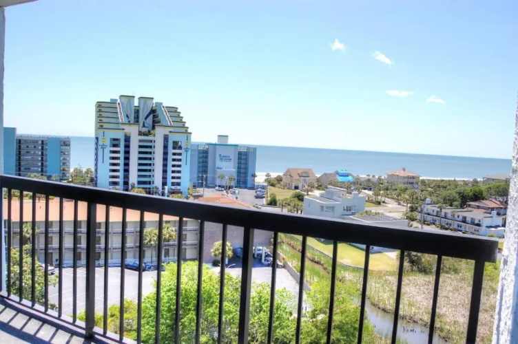 Sea Mark Towers 906