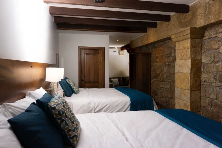 Deluxe Quadruple room