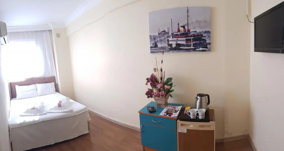 Zeybek Otel