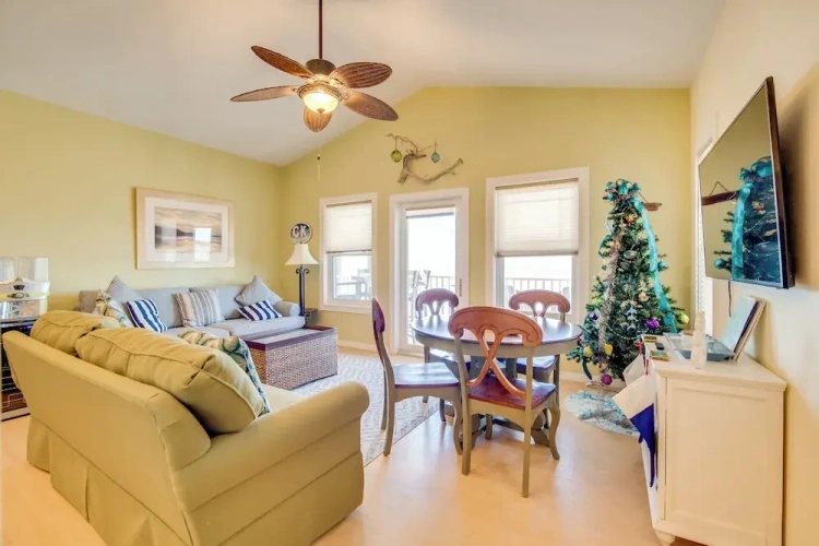 3 Bedrooms Cottage