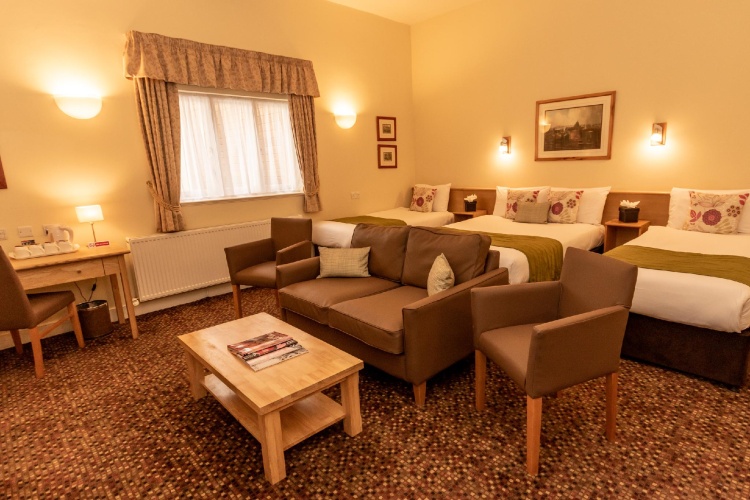 Standard Quadruple room