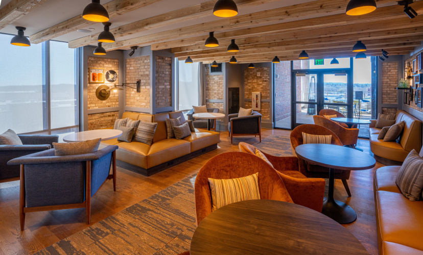 Hotel Indigo Columbus At Riverfront Place photo 6
