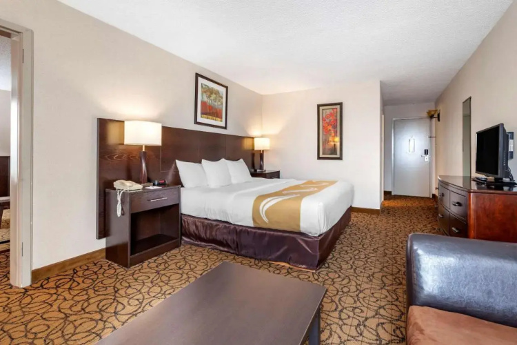 Days Inn Escanaba