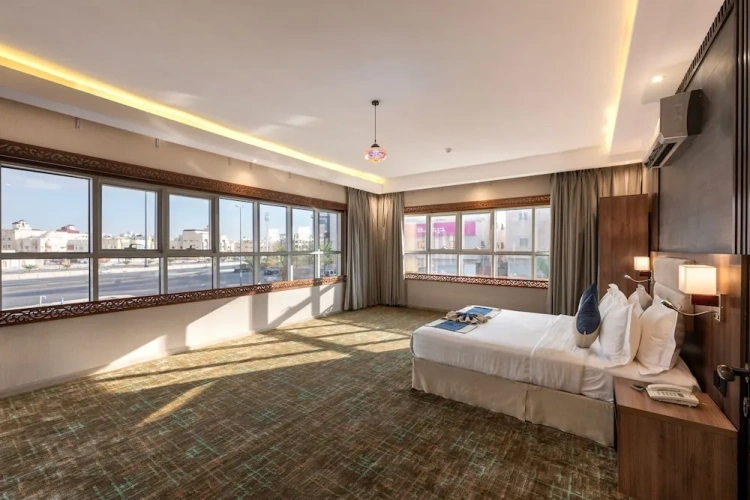 Deluxe Suite