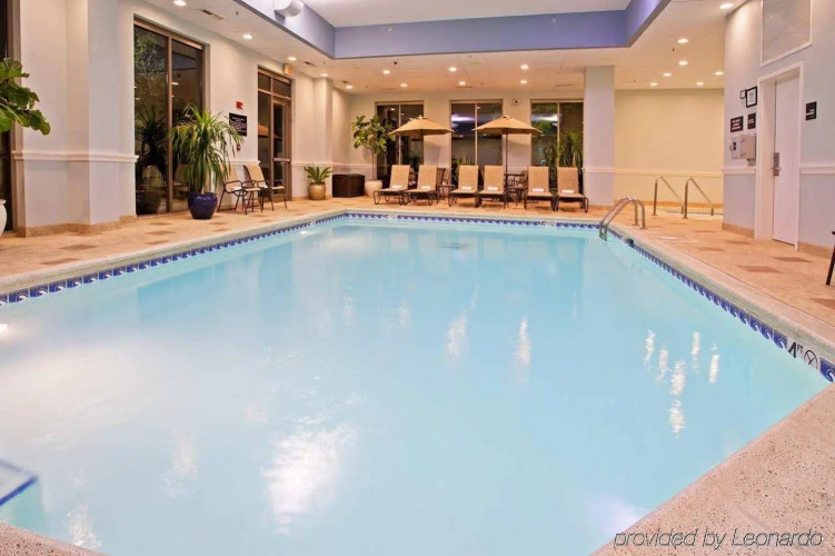 Hampton Inn & Suites Chicago-North Shore/Skokie photo 16
