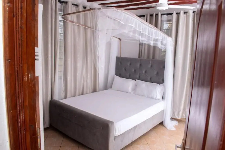 Lux Suites Diani Holiday Villas