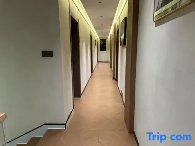 Yiran Homestay (Kangding Xinyulin)