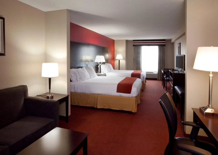 Quadruple Suite