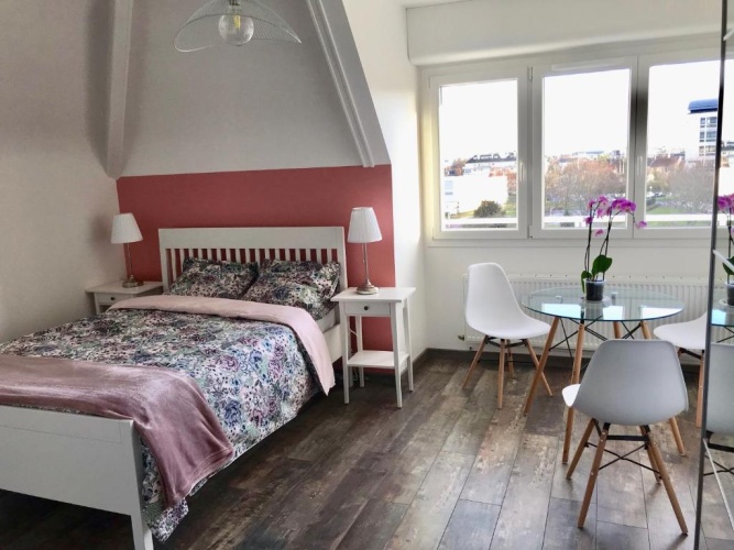 1 Bedroom Apartment