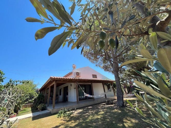 2 Bedrooms Cottage