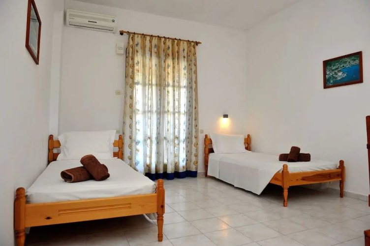 Marina Hotel