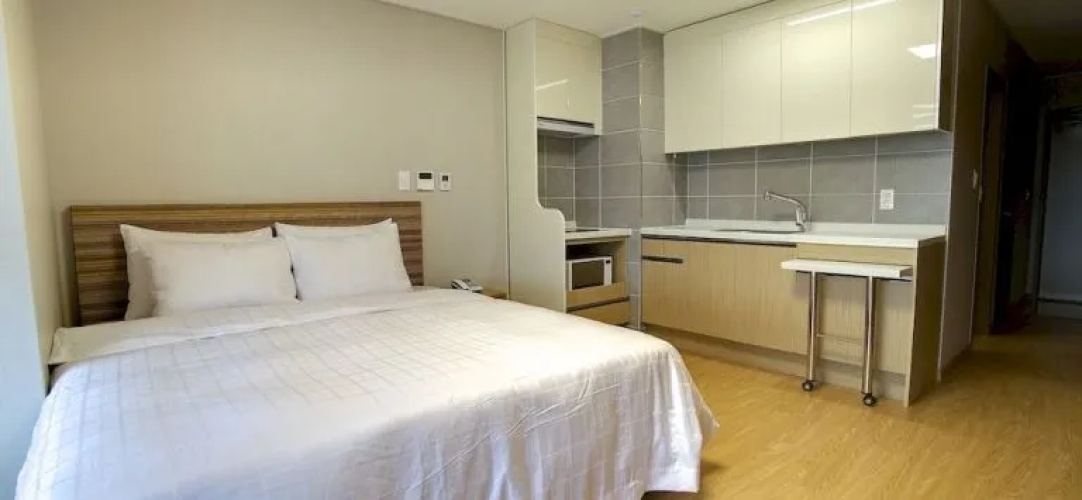 The Class 300 Condo