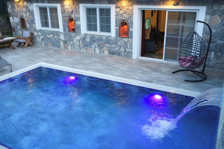 2 Bedrooms Deluxe Villa with pool view
