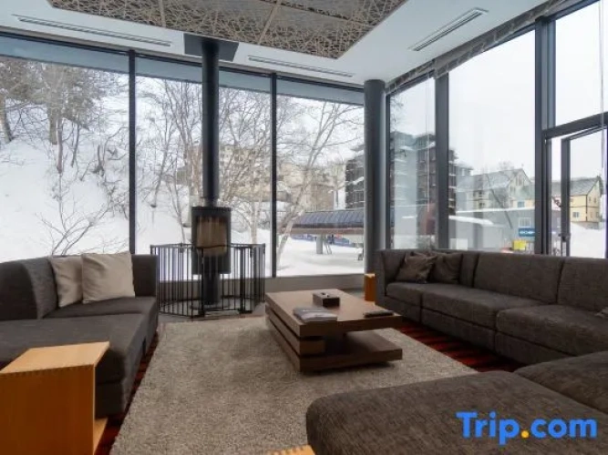 4 Bedrooms Villa