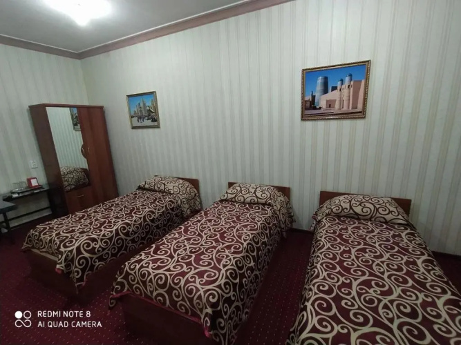 Standard Triple room