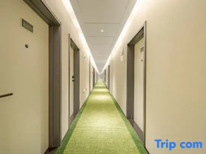 Hi Inn (Nanjing Luhe Changjiang Road)