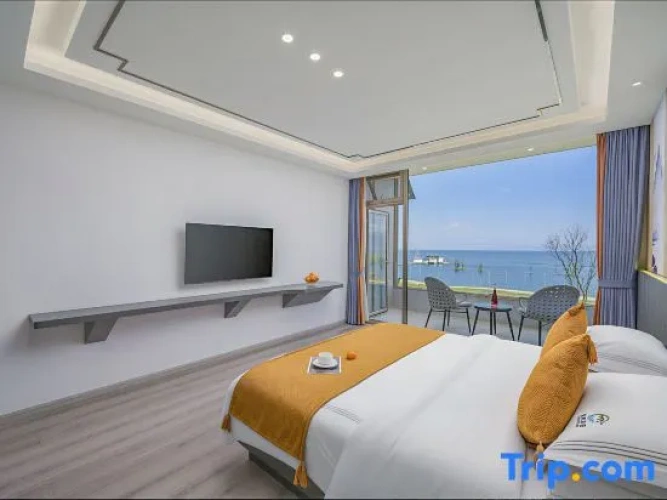 Standard Double room with balcony and with sea view