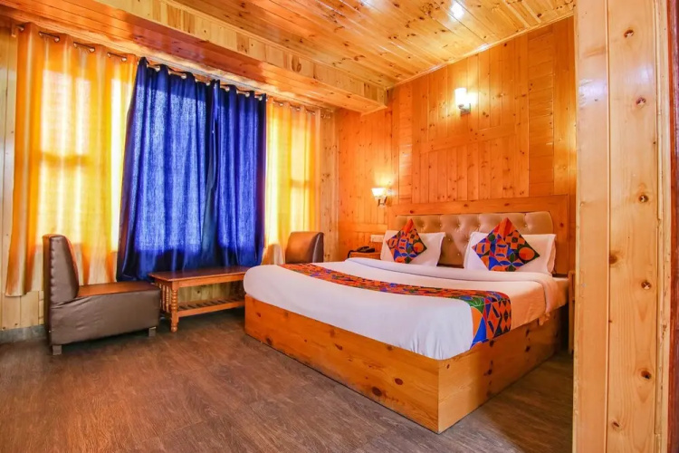 FabHotel Mahadev Cottage