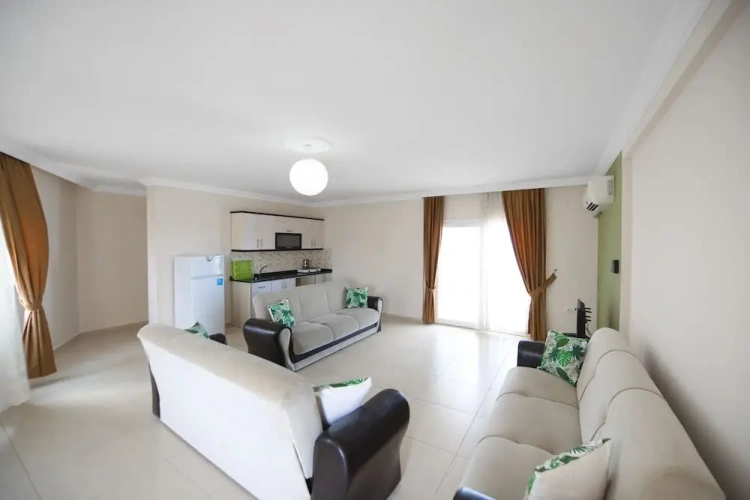 1 Bedroom Apartment with balcony