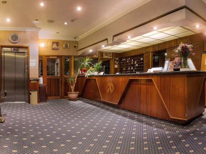 Mitre House Hotel