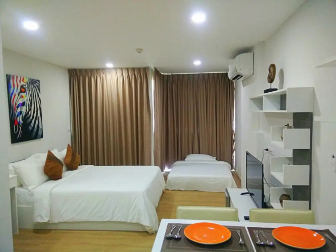 Ozone Condotel Kata Beach by Alpina