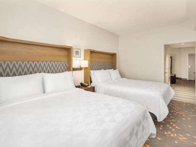 Quadruple Suite