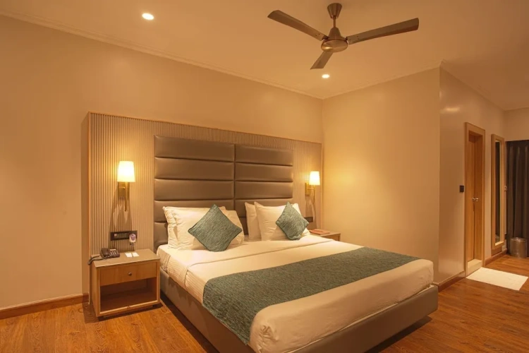 Standard Double Club room