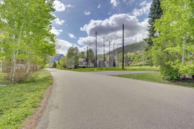 Eagle-vail Hideaway w/ Golf, Ski, and More!