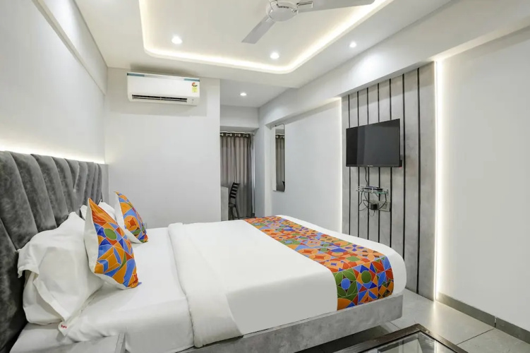 Fabhotel Aahan