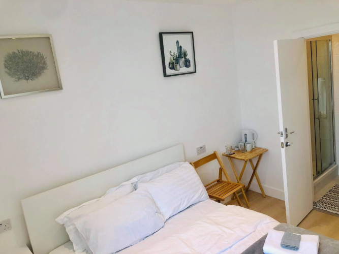 Fantastic Rooms in a Serviced Flat