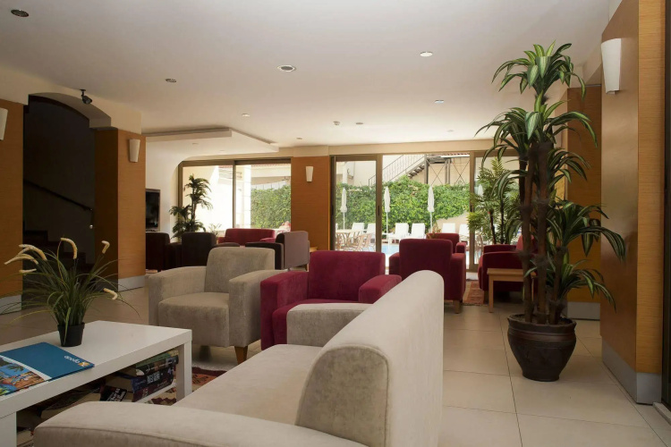 Ecem Hotel
