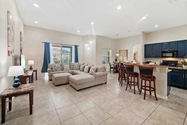 4096 Oaktree Drive