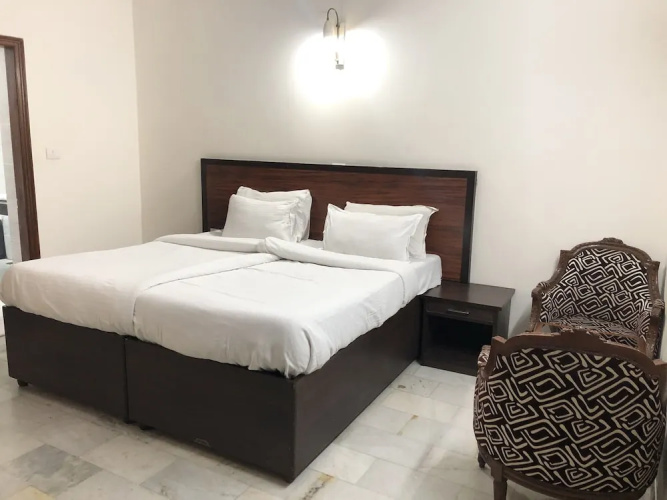Golden Huts Resorts